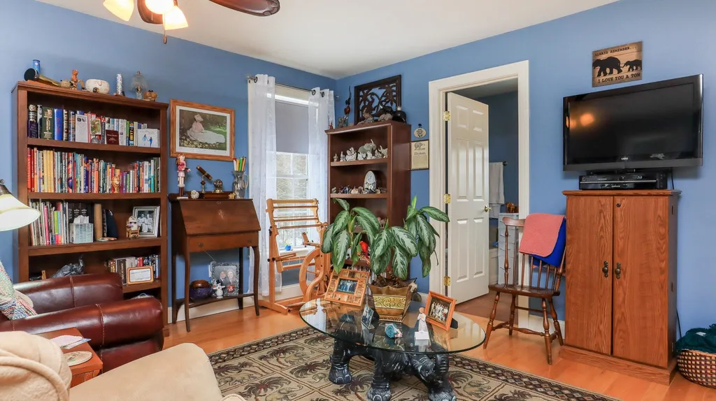 60 Contoocook Lane Peterborough NH 03458