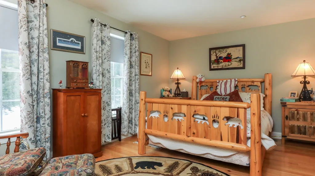60 Contoocook Lane Peterborough NH 03458