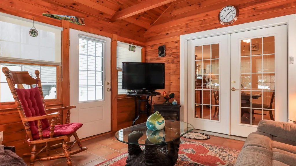 60 Contoocook Lane Peterborough NH 03458