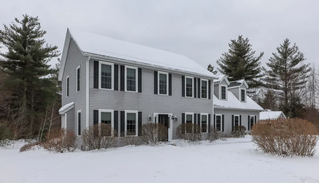 60 Contoocook Lane Peterborough NH 03458