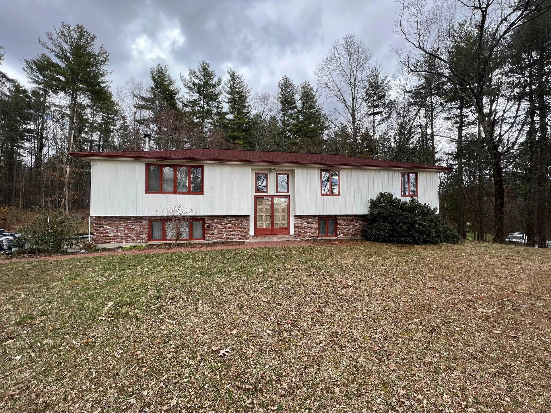 15 Seaverns Bridge Road Merrimack NH 03054