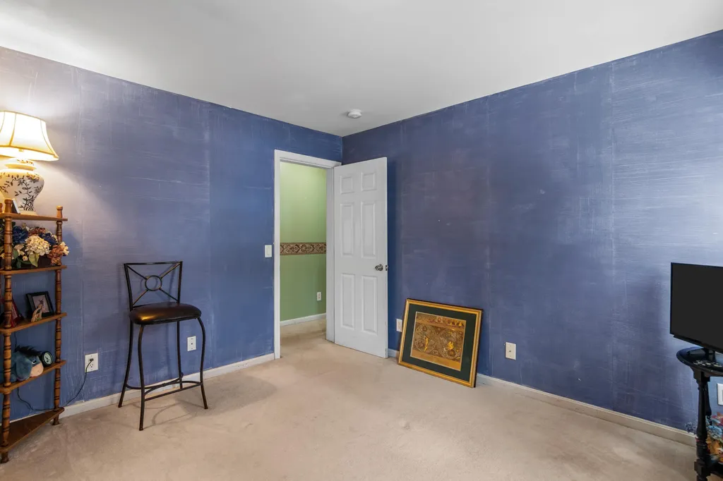 535 Clinton Street Bow NH 03304