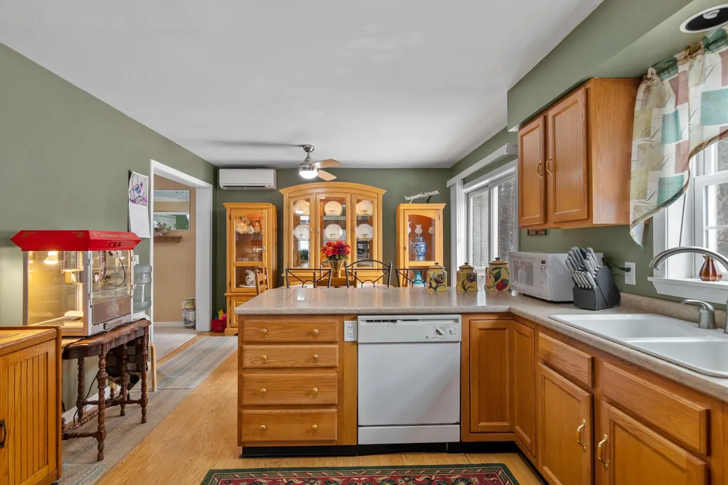 535 Clinton Street Bow NH 03304