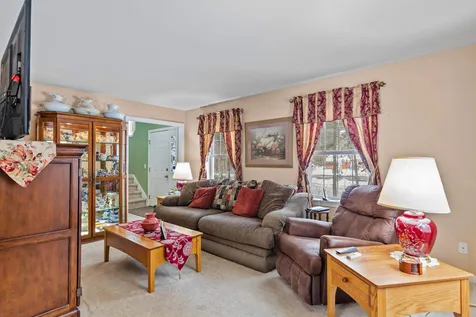 535 Clinton Street Bow NH 03304