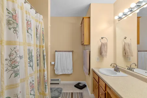 535 Clinton Street Bow NH 03304