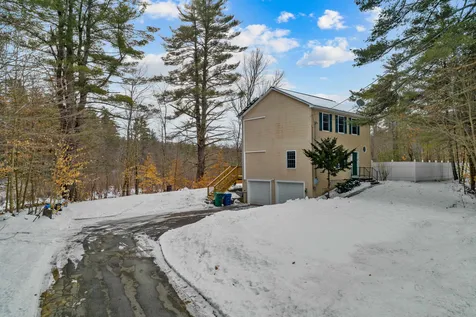 535 Clinton Street Bow NH 03304