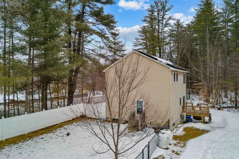 535 Clinton Street Bow NH 03304