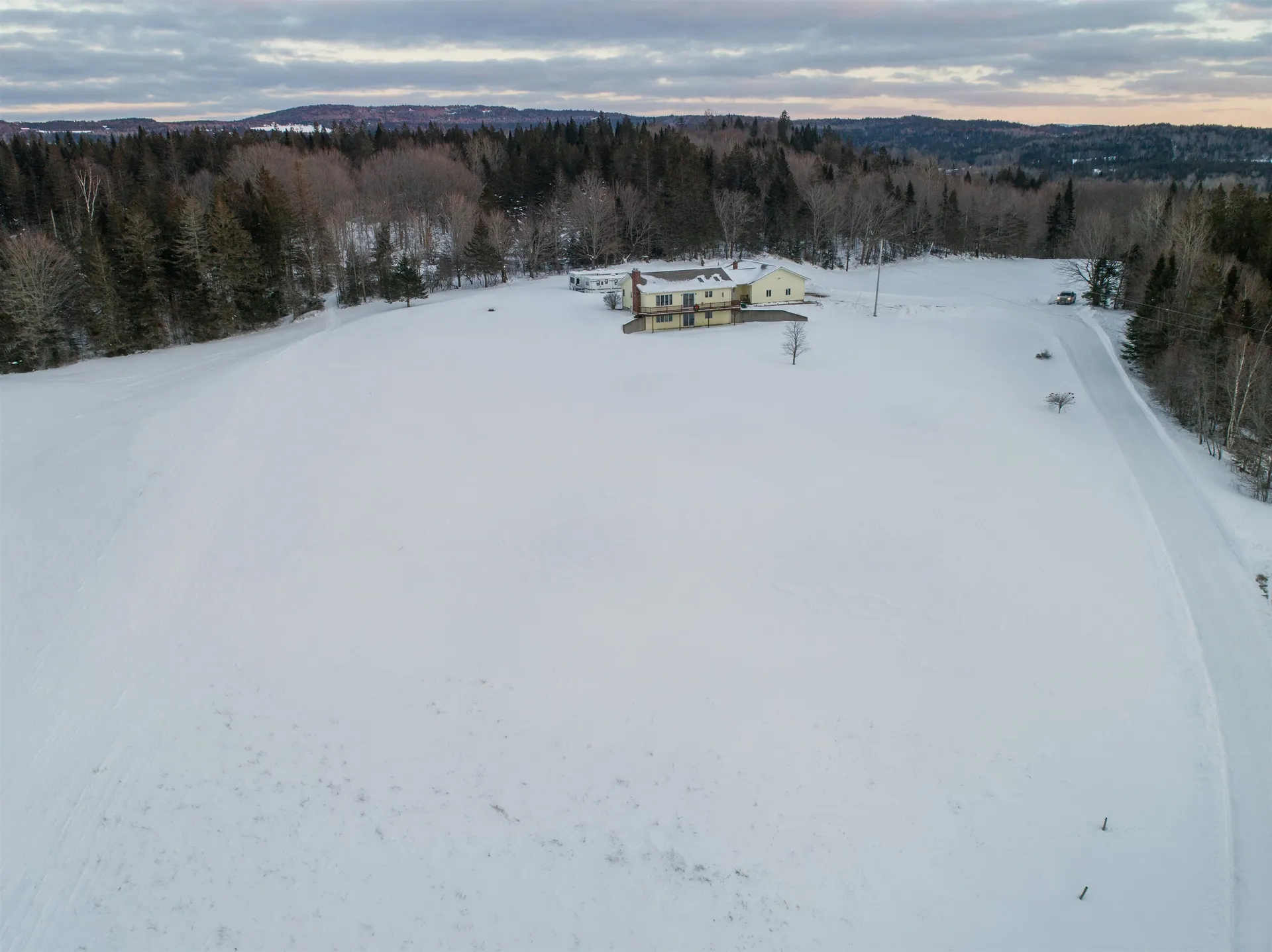 824 Hollow Road Stewartstown NH 03576