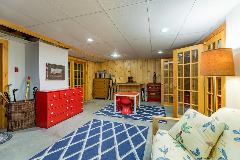 12 Rocky Hill Lane Lyme NH 03768
