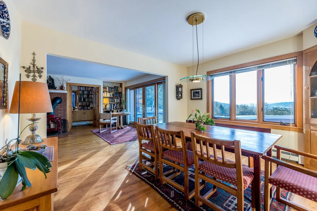 12 Rocky Hill Lane Lyme NH 03768