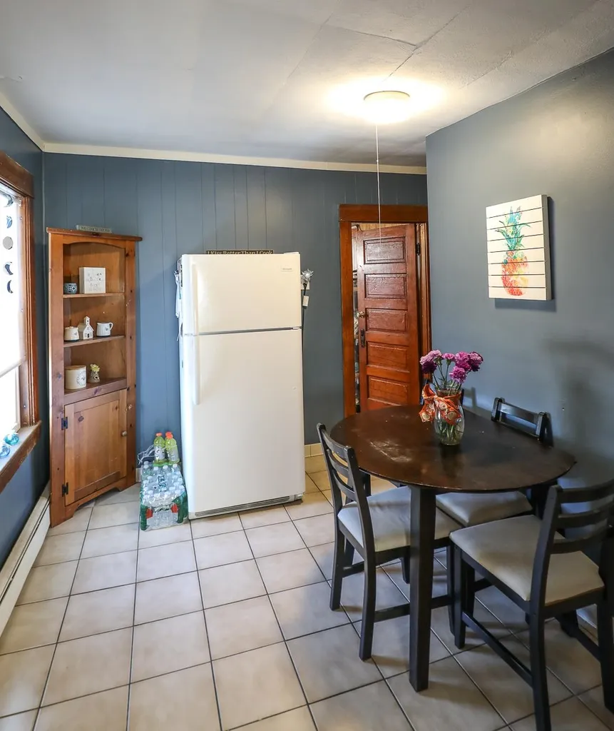 17 Balcom Street Nashua NH 03060