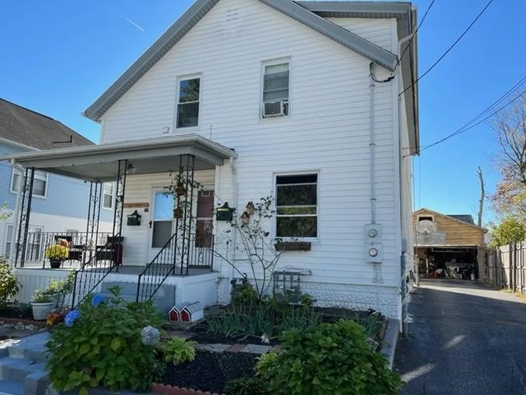 17 Balcom Street Nashua NH 03060