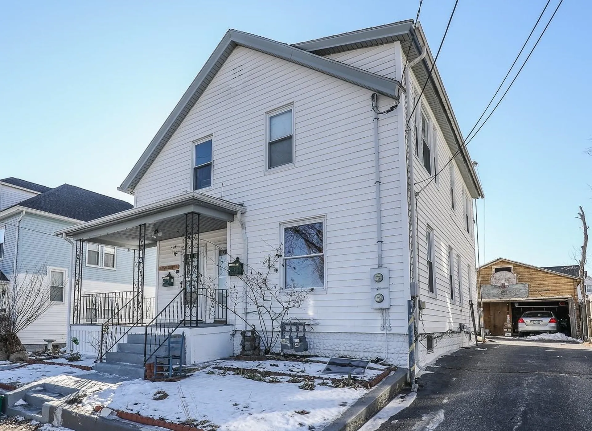 17 Balcom Street Nashua NH 03060