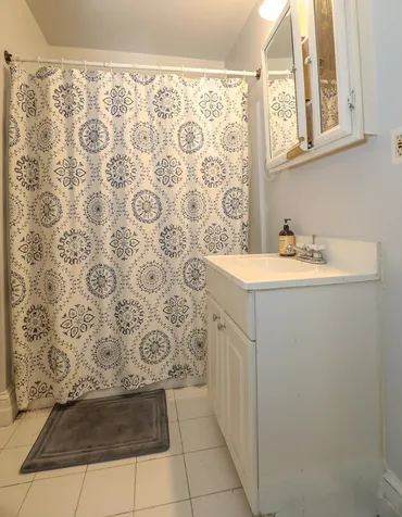 17 Balcom Street Nashua NH 03060