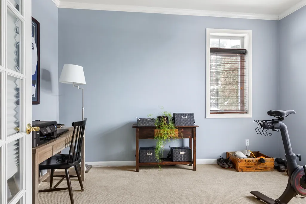 236 Songbird Road South Burlington VT 05403