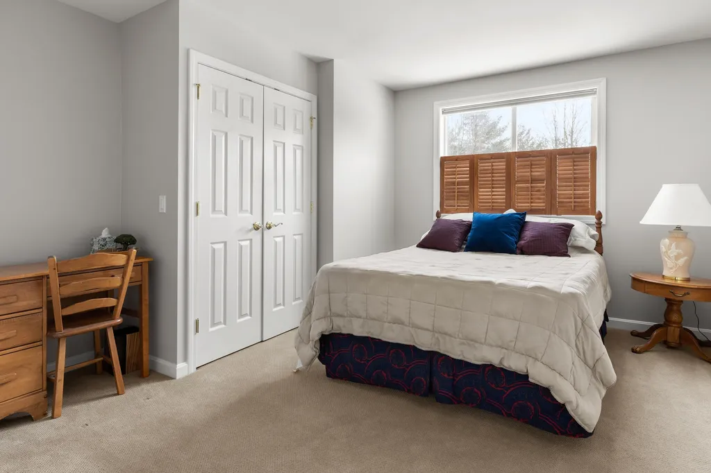 236 Songbird Road South Burlington VT 05403