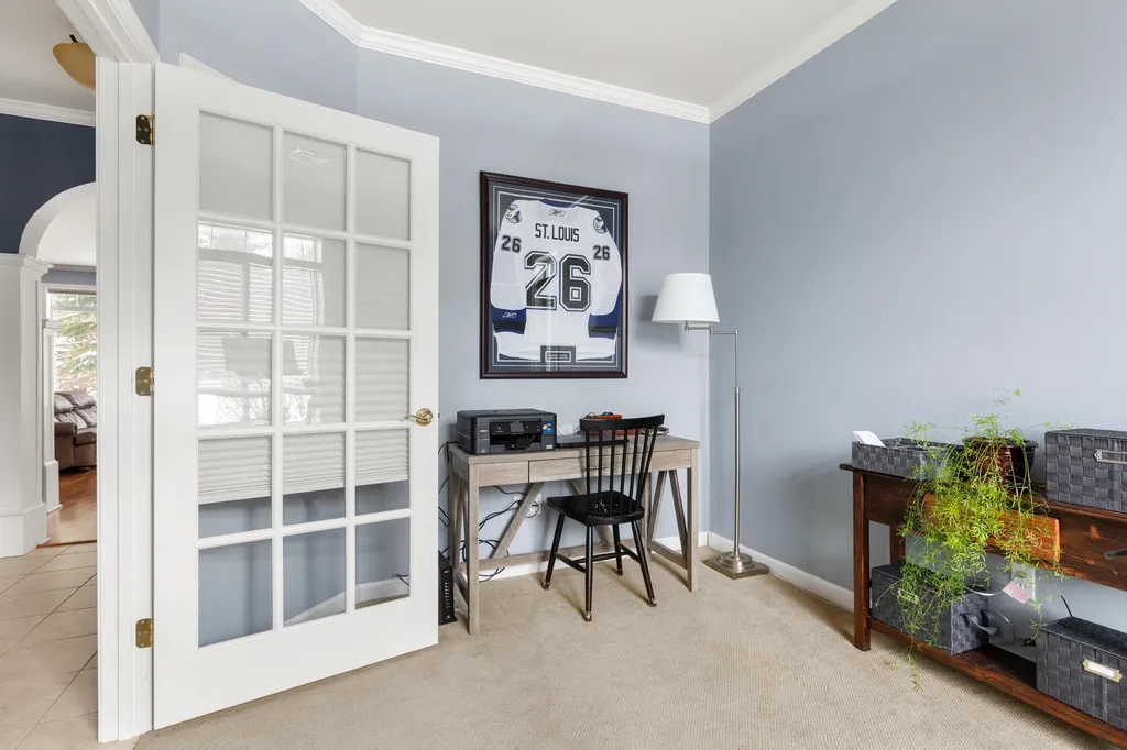 236 Songbird Road South Burlington VT 05403