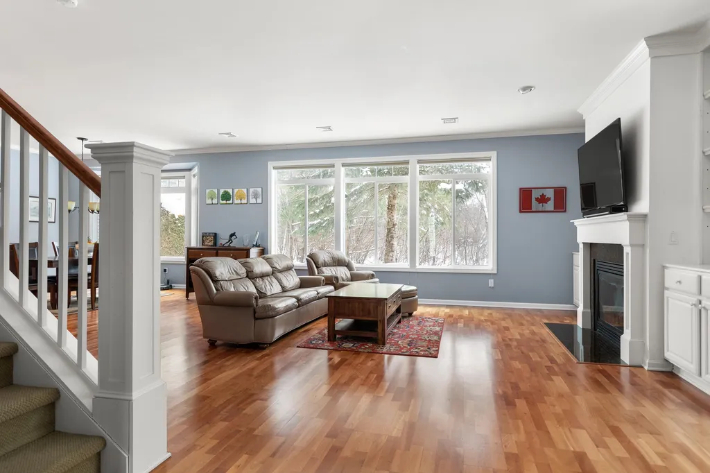 236 Songbird Road South Burlington VT 05403