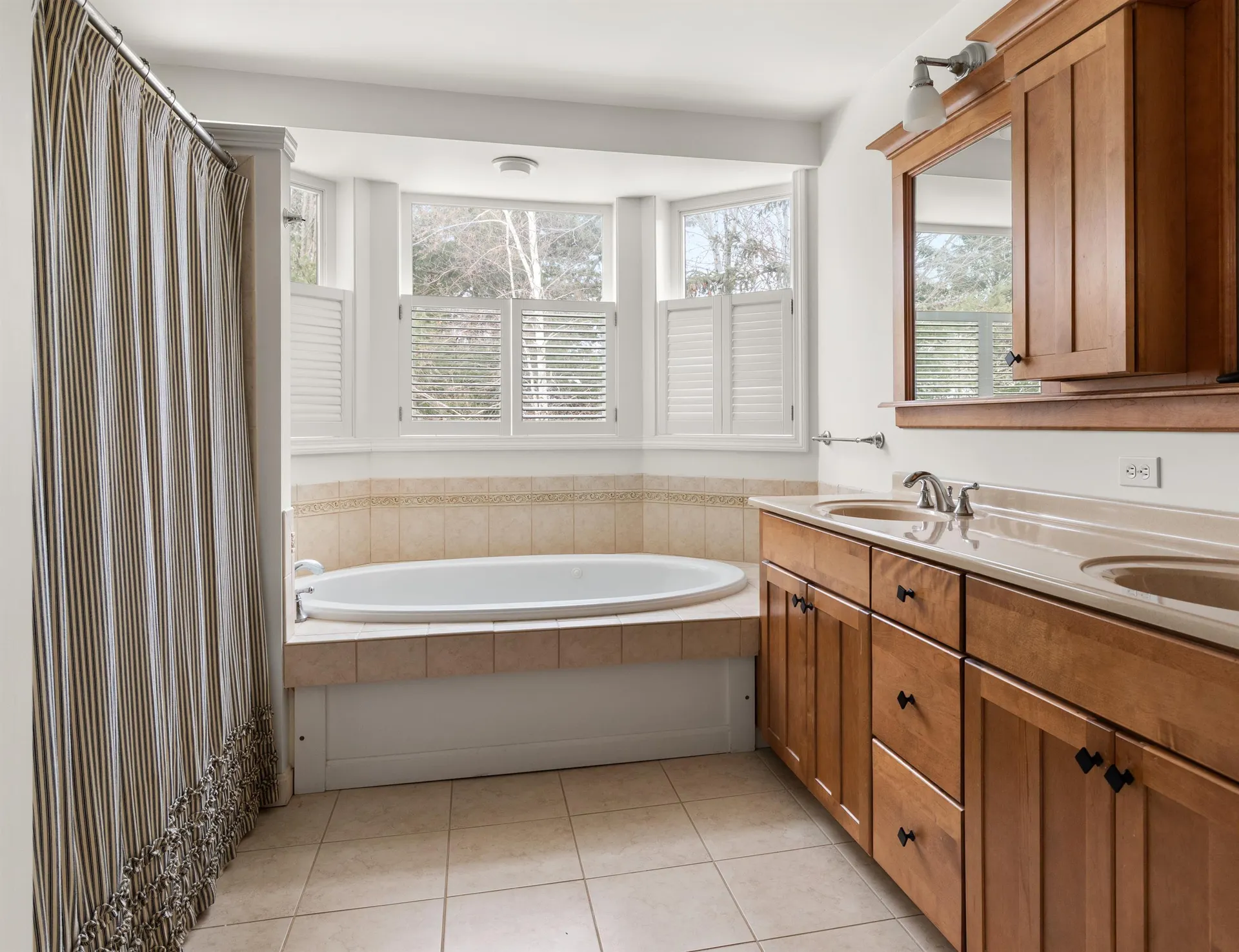 236 Songbird Road South Burlington VT 05403
