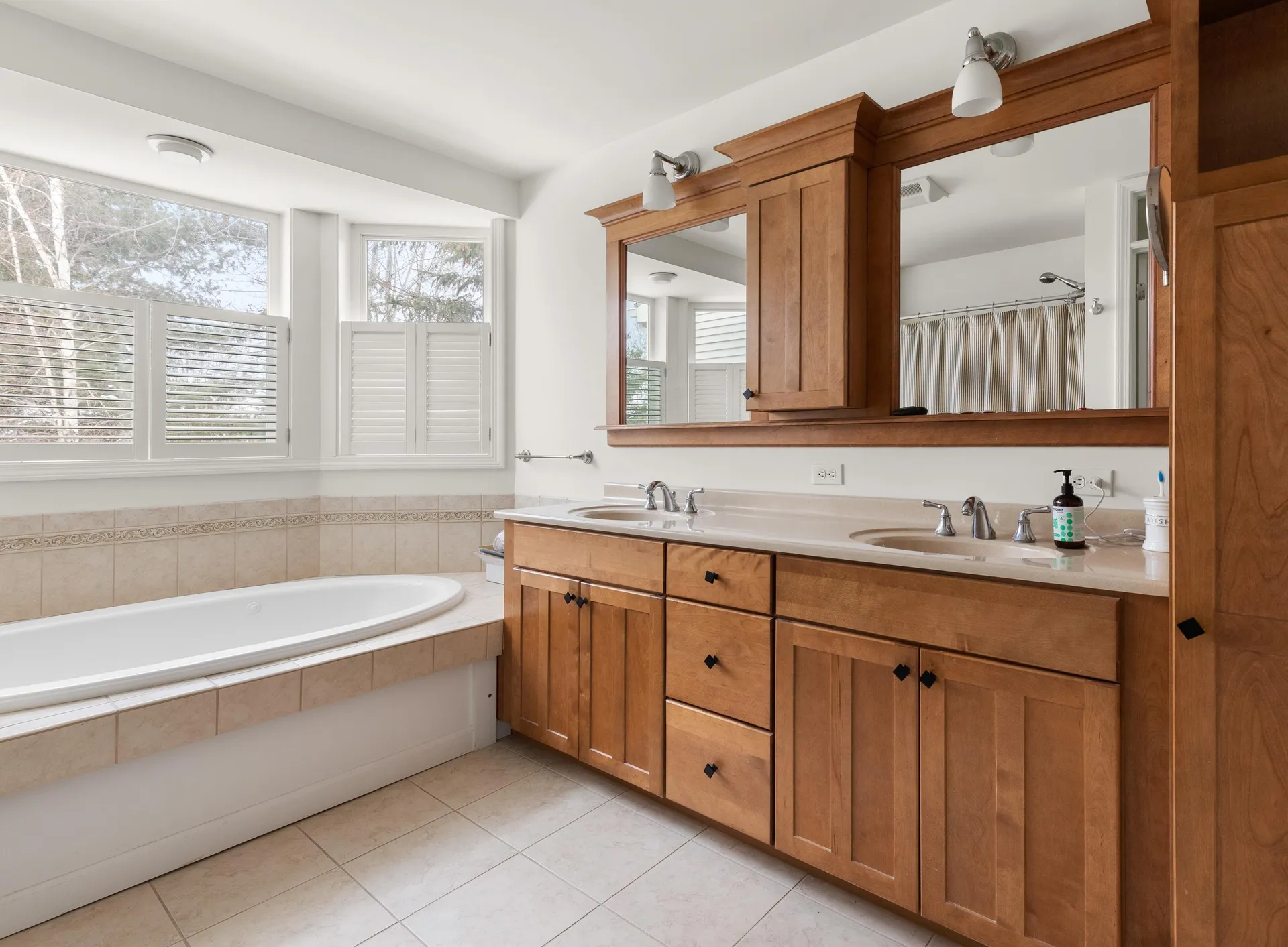 236 Songbird Road South Burlington VT 05403