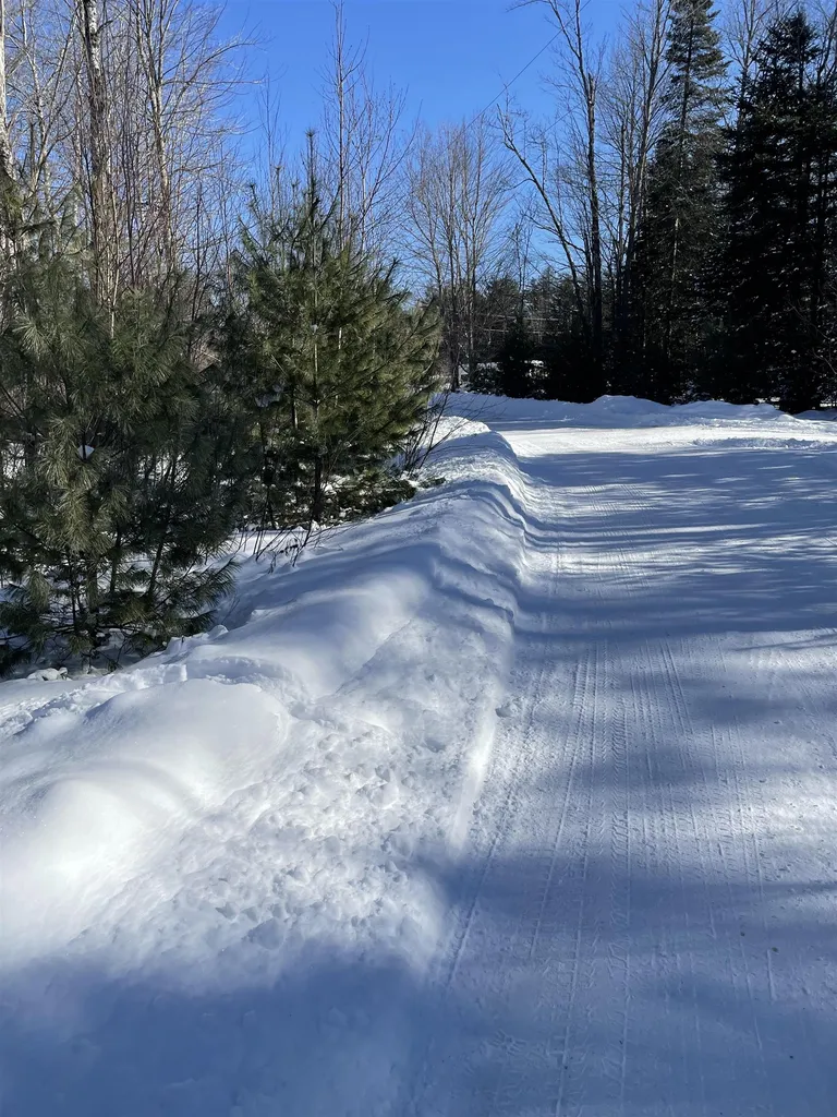 11 Hydro Road Bethlehem NH 03574