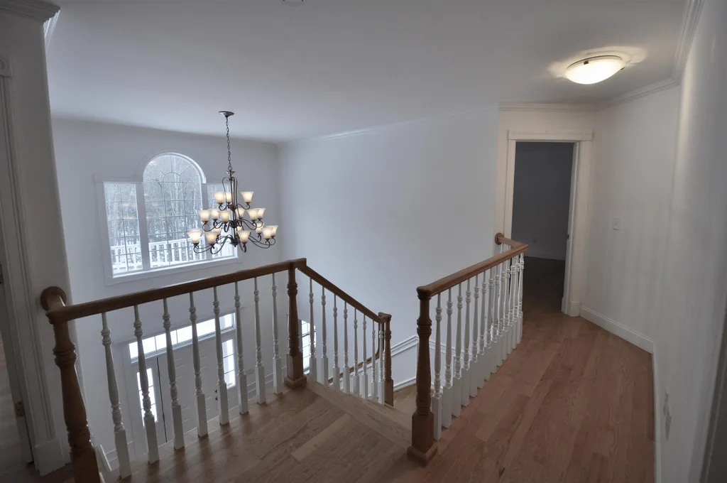6 Golden Pond Lane Amherst NH 03031