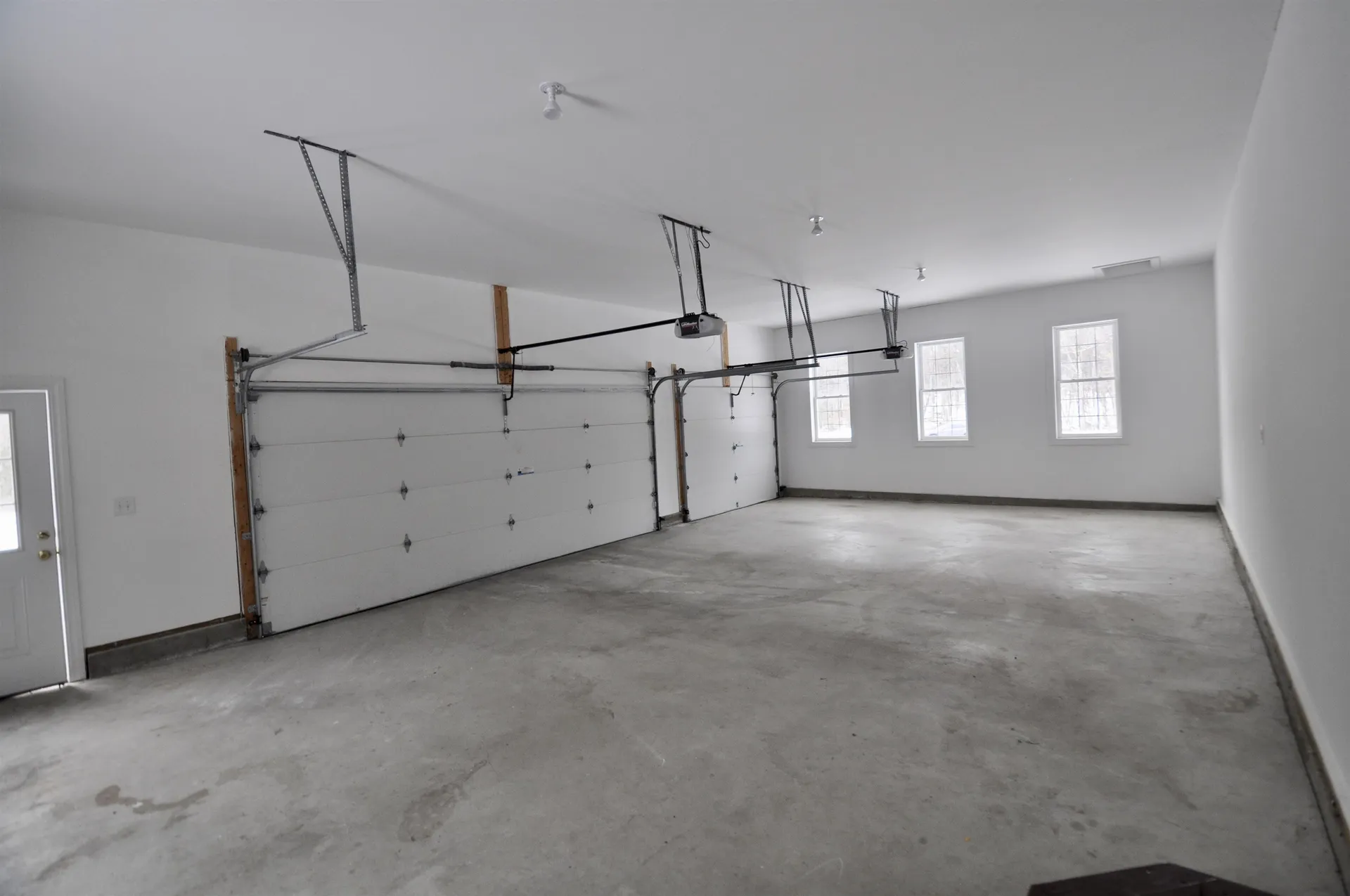 6 Golden Pond Lane Amherst NH 03031