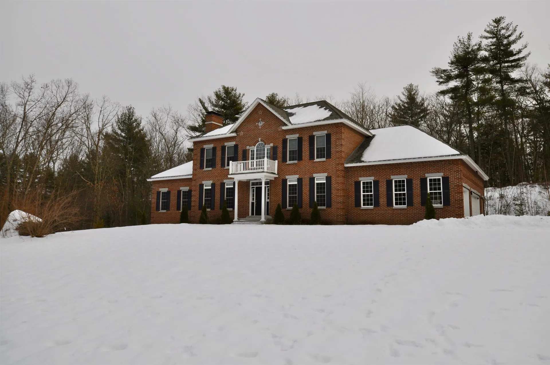 6 Golden Pond Lane Amherst NH 03031