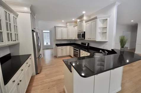 6 Golden Pond Lane Amherst NH 03031