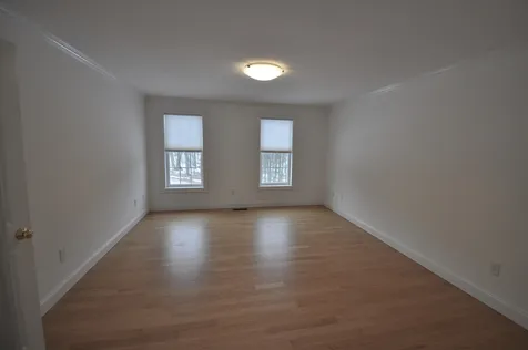 6 Golden Pond Lane Amherst NH 03031