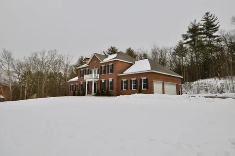 6 Golden Pond Lane Amherst NH 03031
