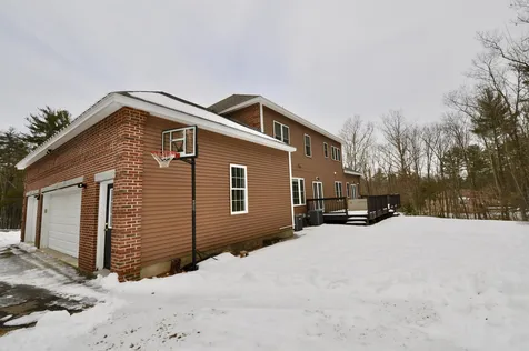 6 Golden Pond Lane Amherst NH 03031