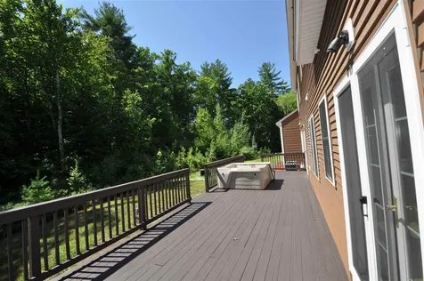 6 Golden Pond Lane Amherst NH 03031
