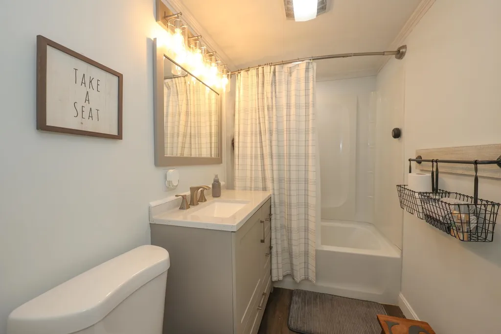 31 Lowell Road Salem NH 03079