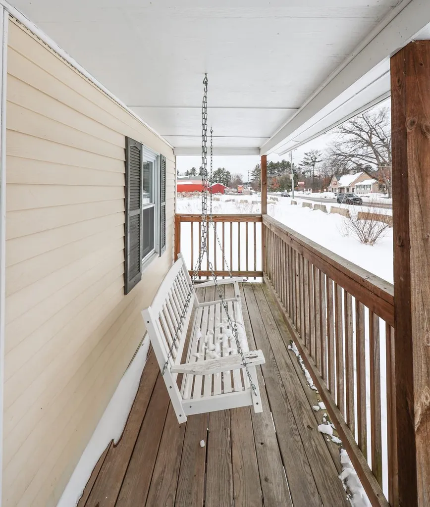 31 Lowell Road Salem NH 03079