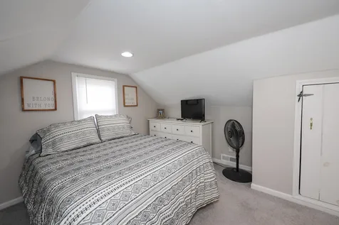 31 Lowell Road Salem NH 03079
