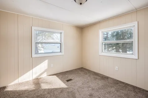 19 South Dewberry Lane Rochester NH 03867