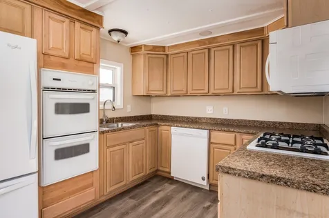 19 South Dewberry Lane Rochester NH 03867