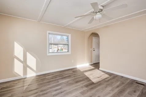 19 South Dewberry Lane Rochester NH 03867