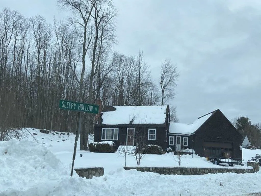 1 Sleepy Hollow Road Atkinson NH 03811