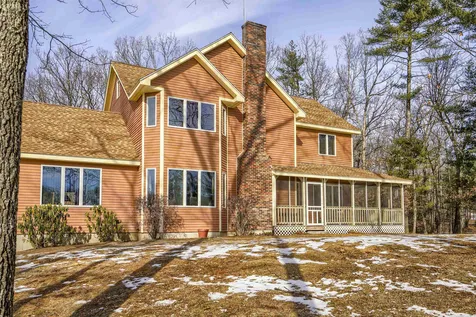 47 Keyes Hill Road Pelham NH 03076