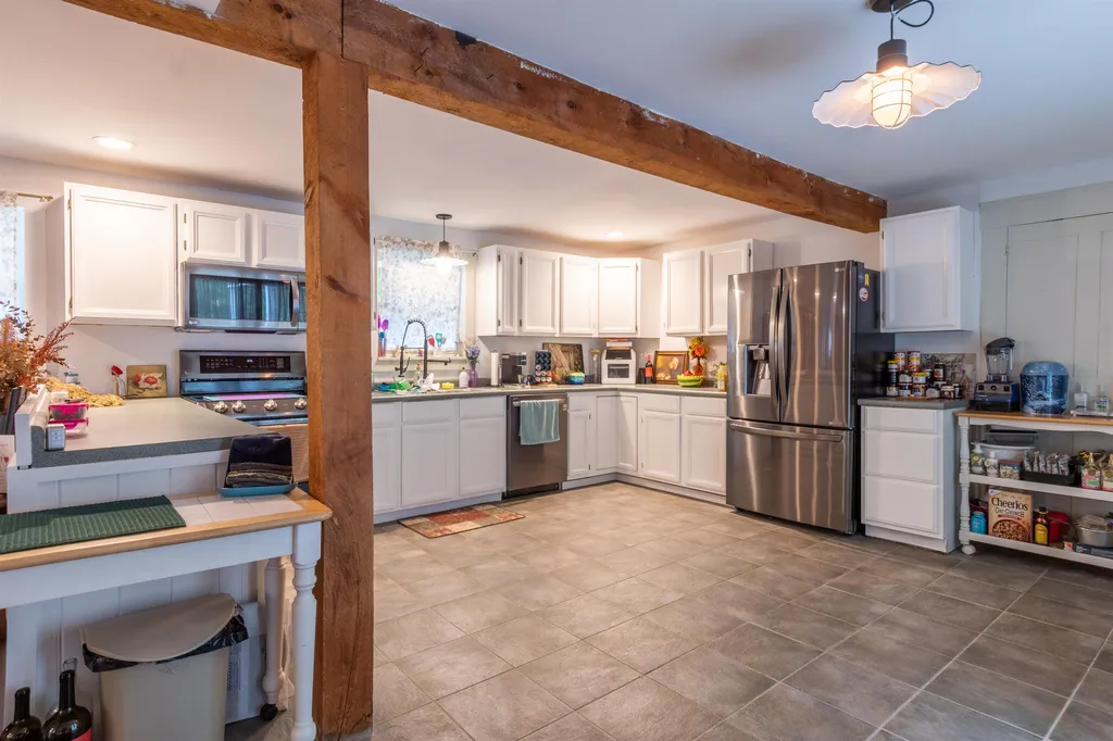24 Morrill Road Canterbury NH 03224