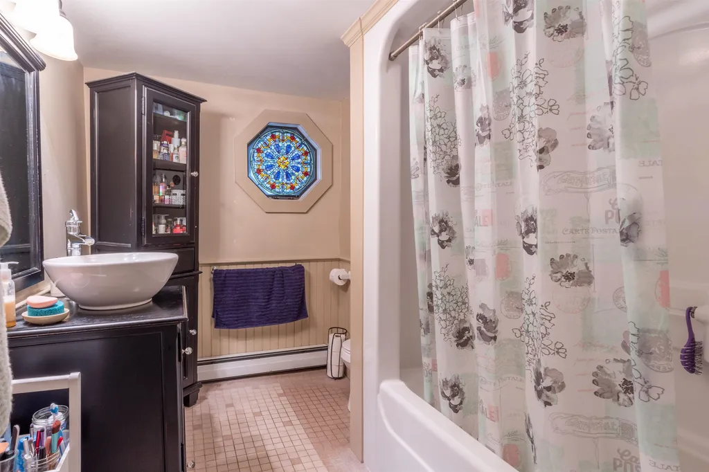 24 Morrill Road Canterbury NH 03224