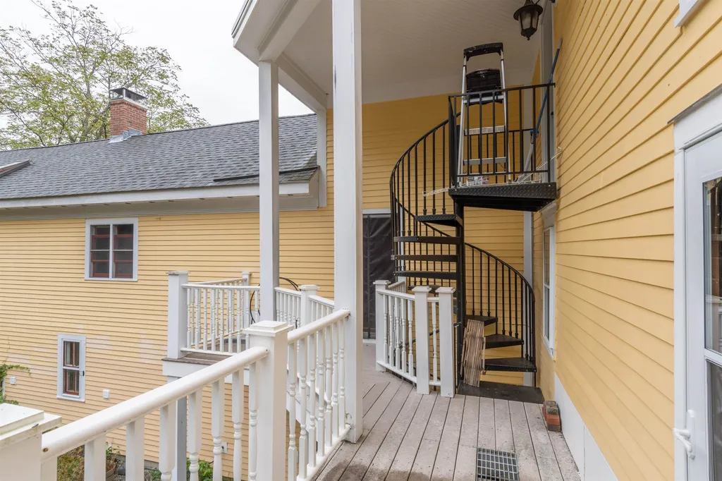 24 Morrill Road Canterbury NH 03224