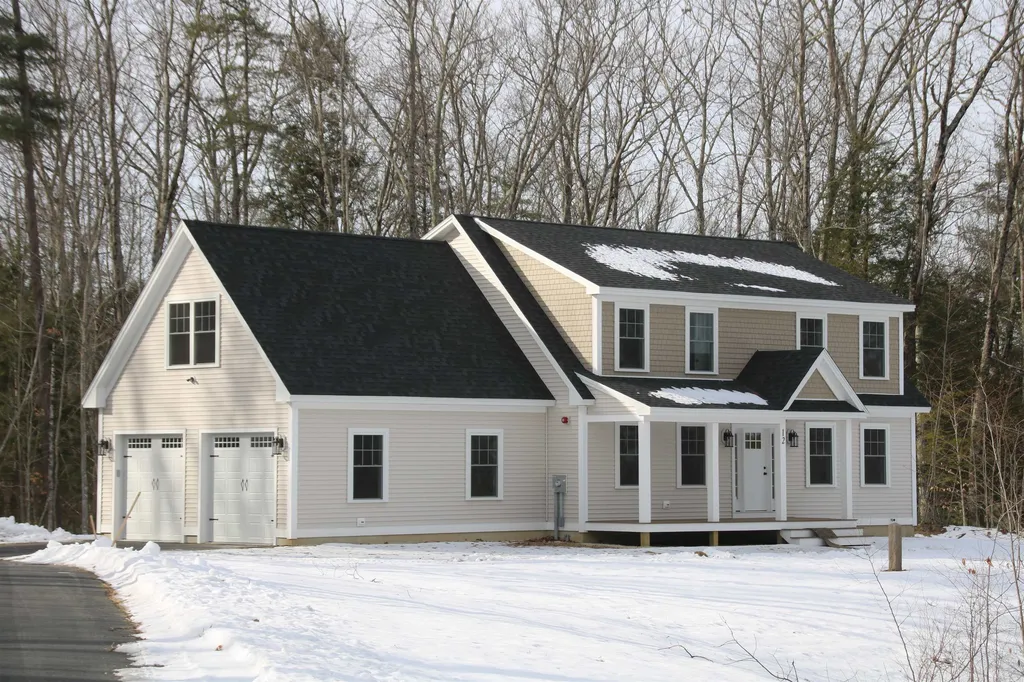 12 Overlook Drive Epping NH 03042