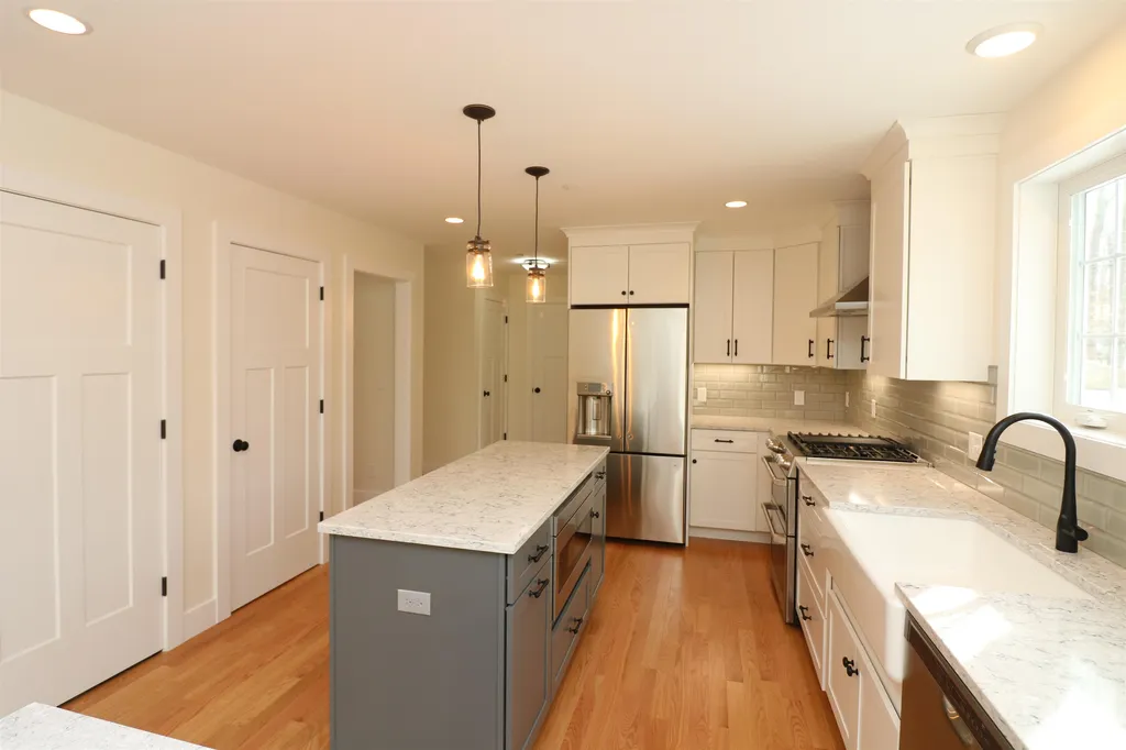 12 Overlook Drive Epping NH 03042