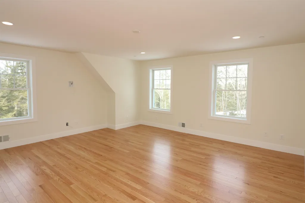 12 Overlook Drive Epping NH 03042