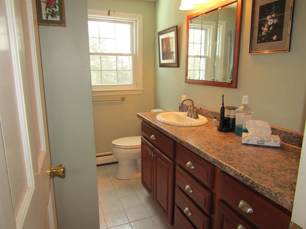 83 Deerhaven Road Weare NH 03281