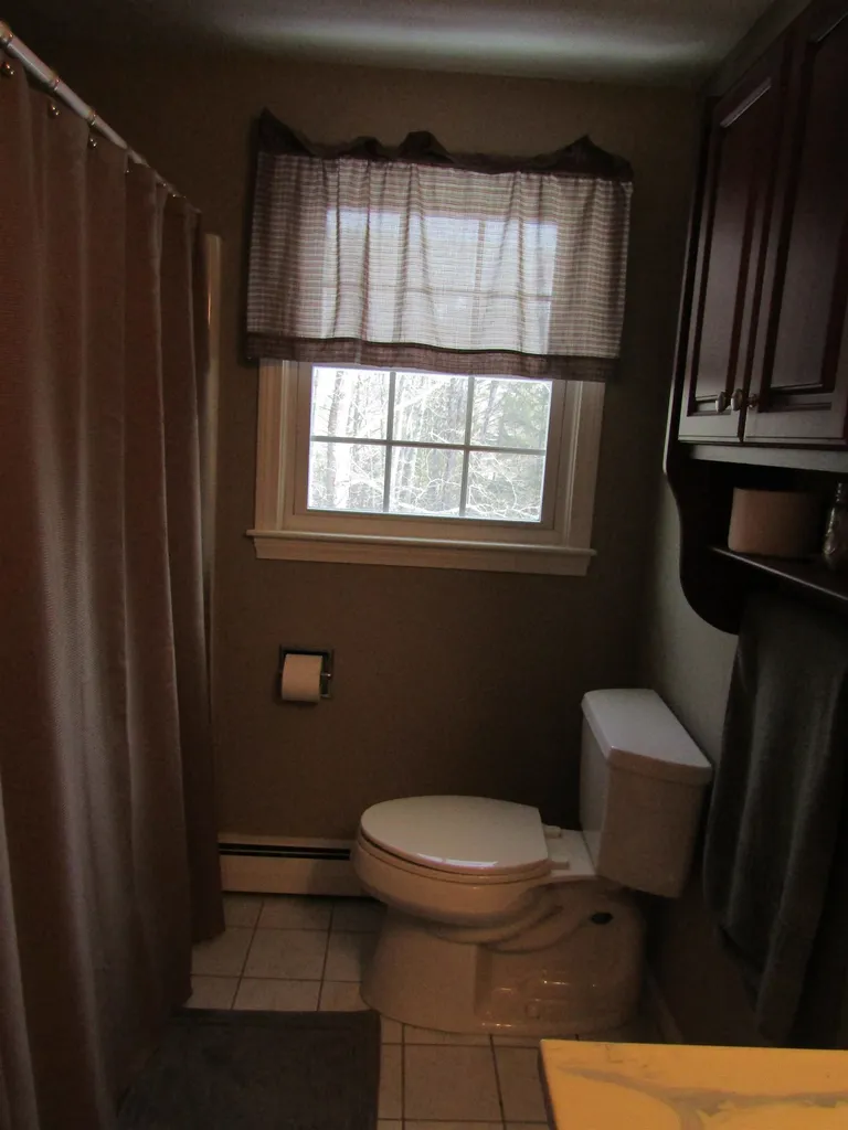 83 Deerhaven Road Weare NH 03281