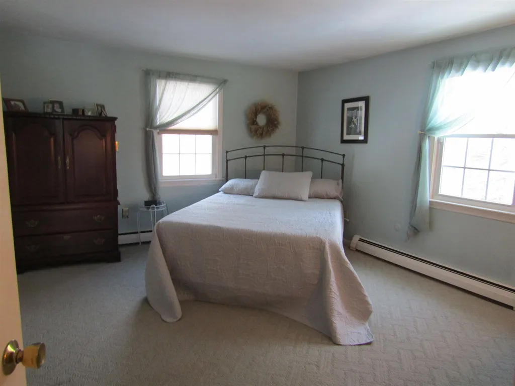 83 Deerhaven Road Weare NH 03281